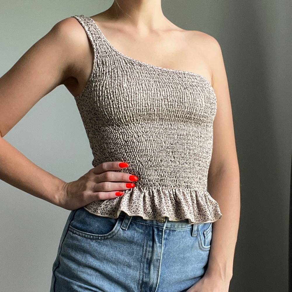 🔥One Sleeve Leopard Top - Picture 5 of 13